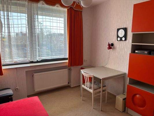 Arbeits- oder Gästezimmer