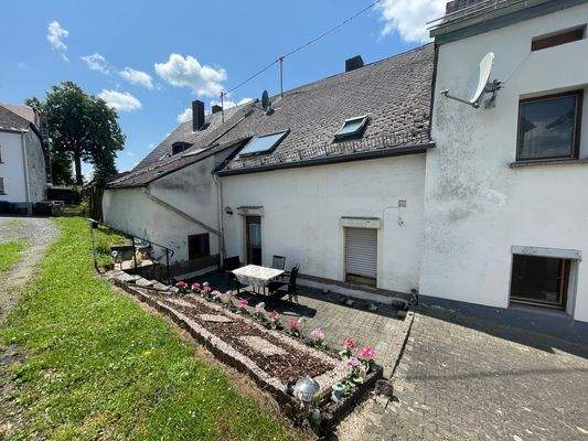 Rückansicht mit Garten