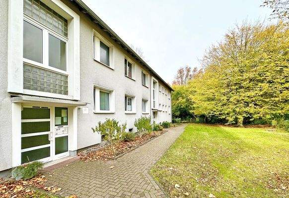 Vorderansicht (Eingangsbereich)