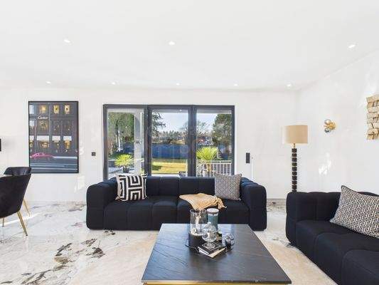 WE im EG - Wohnzimmer