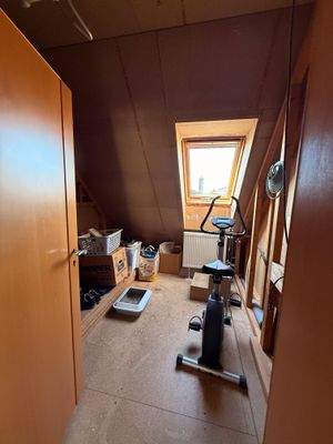 Abstellraum mit Möglichkeit zum Badausbau .jpg
