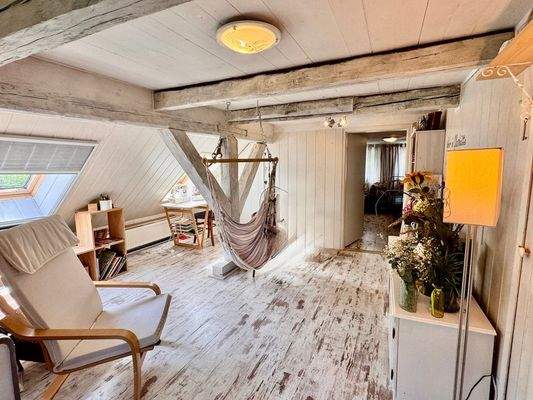 Wohnzimmer im Dachgeschoss