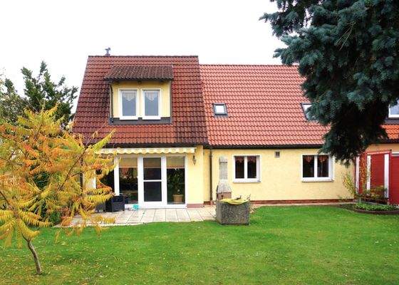 Hausansicht Gartenseite