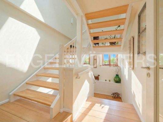 Treppenaufgang OG zu DG