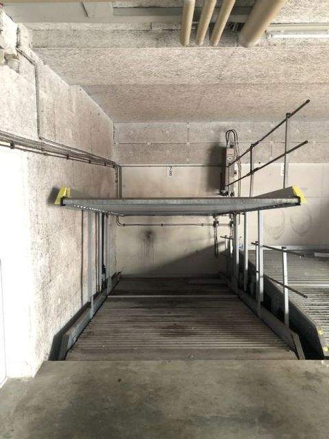 Nürtingen Garage, Nürtingen Stellplatz