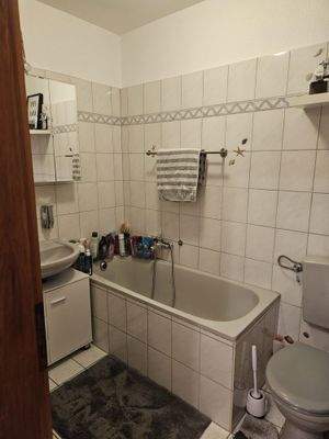 Bad plus Dusche 1.O.G.