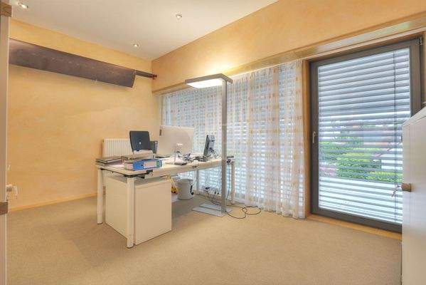 Büro / Kinderzimmer OG