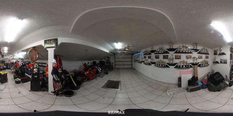 13 Garage EG