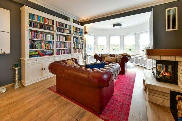 Kaminzimmer Erdgeschoss