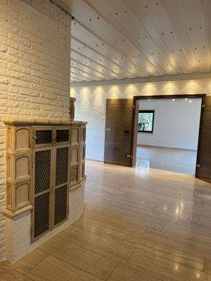 Schlafzimmer/Eingang Richtung Essenzimmer/Wohnzi