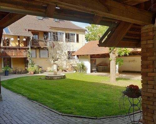 außergewöhnlicher historischer Innenhof