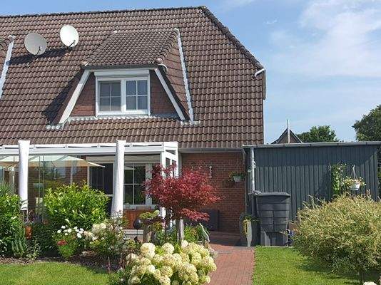 Rückansicht mit Wintergarten