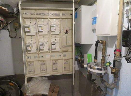 22-Stromverteilung Kellergeschoss.JPG