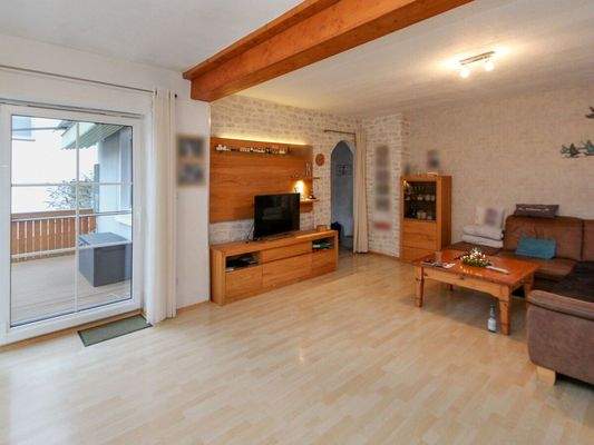 Offener Wohn- und Essbereich