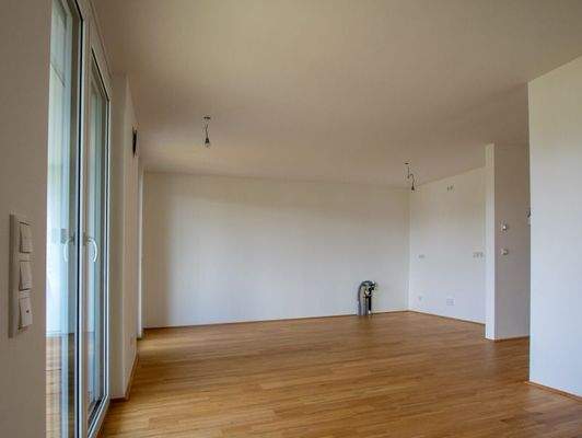 helles Wohn- und Esszimmer