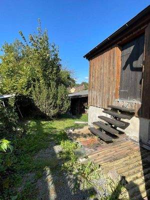 Außenzugang zu Anbau