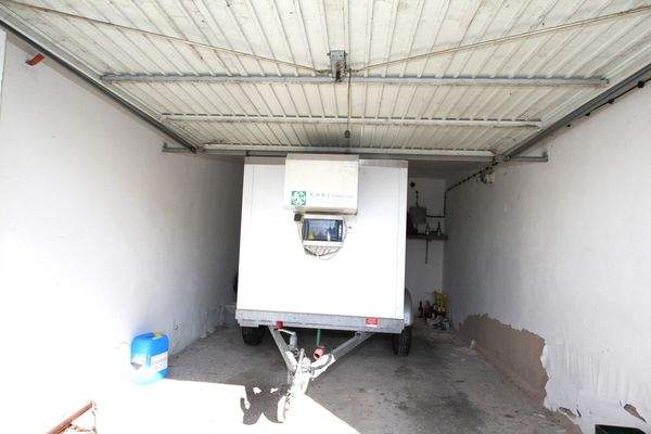 05.05. Doppelgarage2.JPG