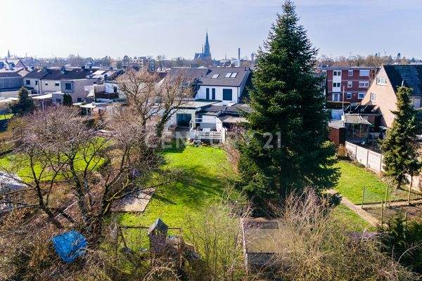 Drohnenaufnahme Garten