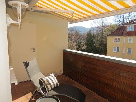 Balkon mit Markise