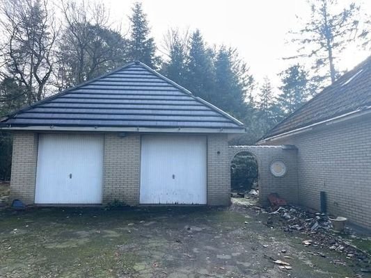 Behnkeweg 6 Garage Einfahrt.jpg