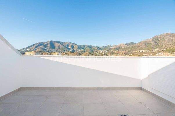 Stylish Penthouse in a Gated Complex in Fuengirola Malaga
