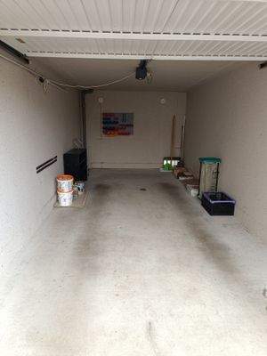 Am GrieKiFeld 12 Garage.jpg