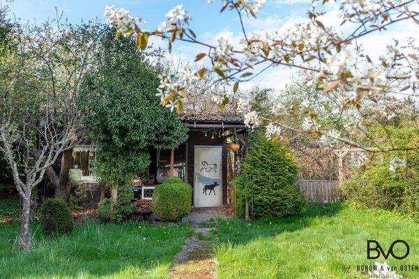 Praktische Gartenlaube