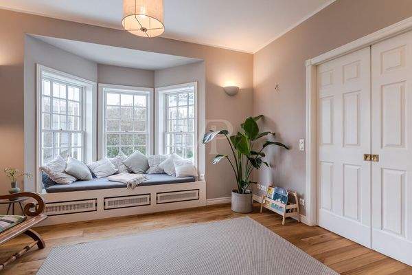 Gemütlicher beheizter Erker