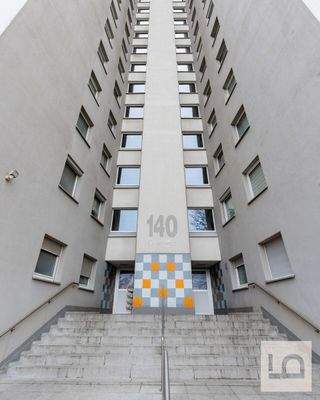 Eingangsbereich-Wohnanlage