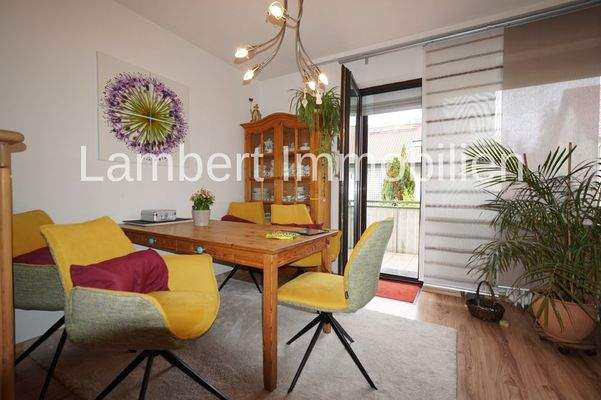 Essbereich im Wohnzimmer