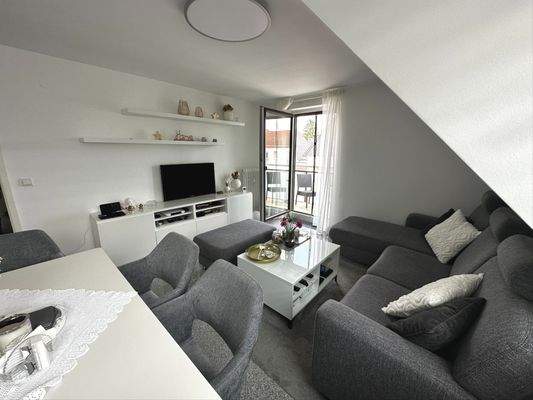 Wohnraum 1. OG rechts