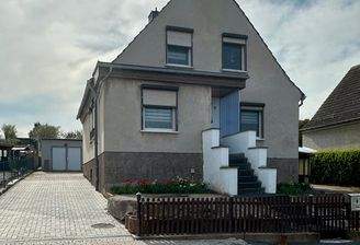 Hausansicht vorn.jpg