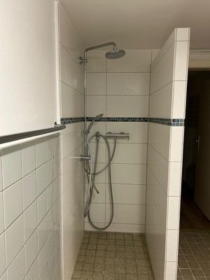 Dusche Keller