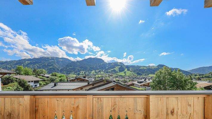 KITZIMMO-Luxusvilla in Toplage am Sonnberg kaufen - Immobilien Kitzbühel.