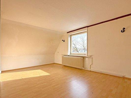 Wohnzimmer Wohnung im DG