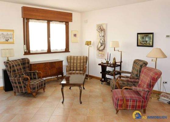 AD Immobilien Wohnraum