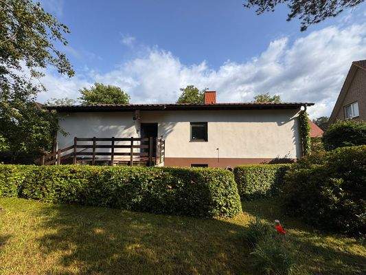 Objektansicht (Hauseingangsseite)