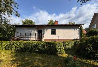 Objektansicht (Hauseingangsseite)