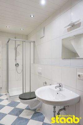 Bad mit Dusche...