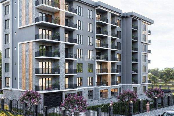 Apartments for Sale in a Complex with Pool in Trabzon Akyazı