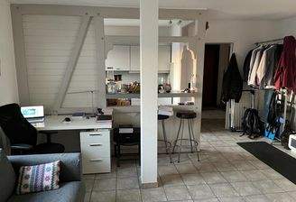 Wohn- und Schlafbereich