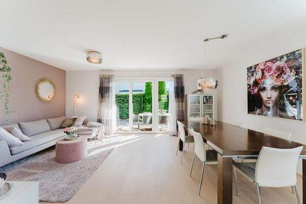 Das Herzstück - der großzügige Wohn-/Koch- und Essbereich