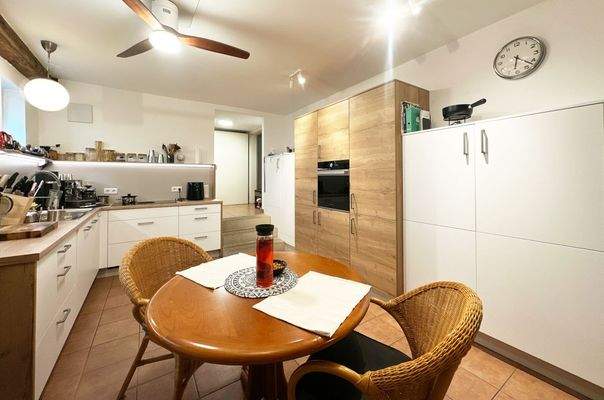 Küche mit Essbereich 2, EG