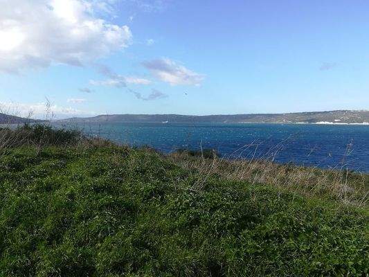 Grundstück direkt am Meer mit Zugang zum Strand