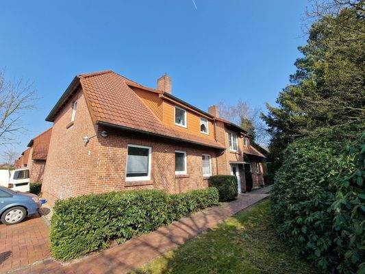 Hausansicht Adlerweg 2.jpg