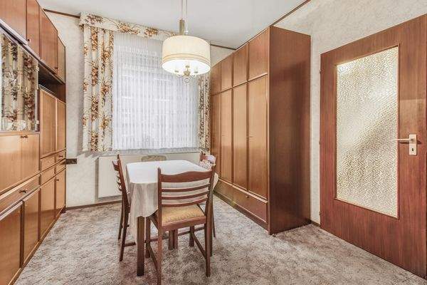 Zimmer im Hochparterre