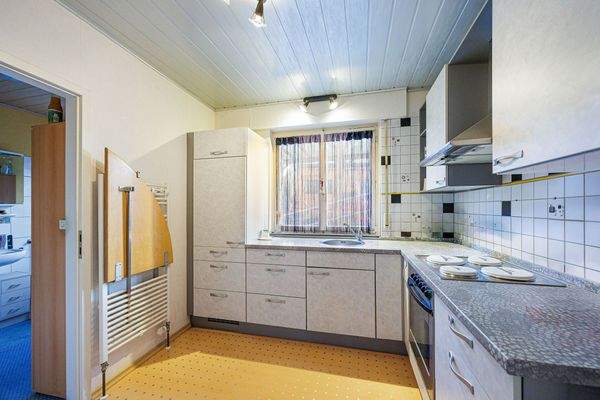 Einbauküche Wohnung EG links