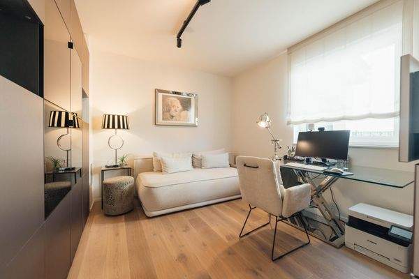 EG Büro/ Gästezimmer