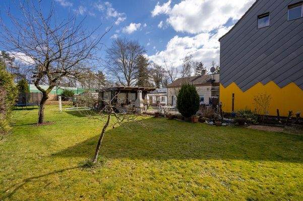 Garten / Grundstück