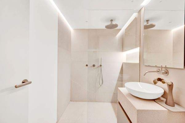 4th Bathroom in villa in Portals Nous